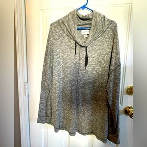 Grey/White Ava & Viv Workout Sweatshirt